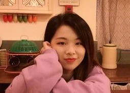 忘了吃瓜她进娱乐圈,意外踏入娱乐圈，开启璀璨星途