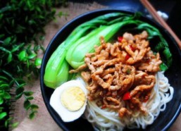 娱乐吃瓜酱吃面条,面条大揭秘